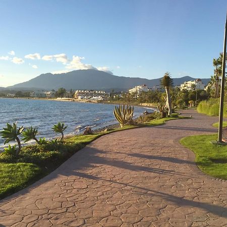 Salinas. Apartment For 4. Terrace/Parking/Pools/Gym/4Mins Beach Estepona Zewnętrze zdjęcie